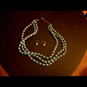 Colier et boucle d oreilles